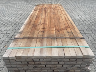 Ca. 92x Massaranduba Regels Fijnbezaagd, 40x60mm, lengte 6/200cm, 86/2